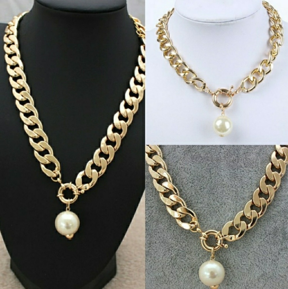 Fashion Pearl Necklace
